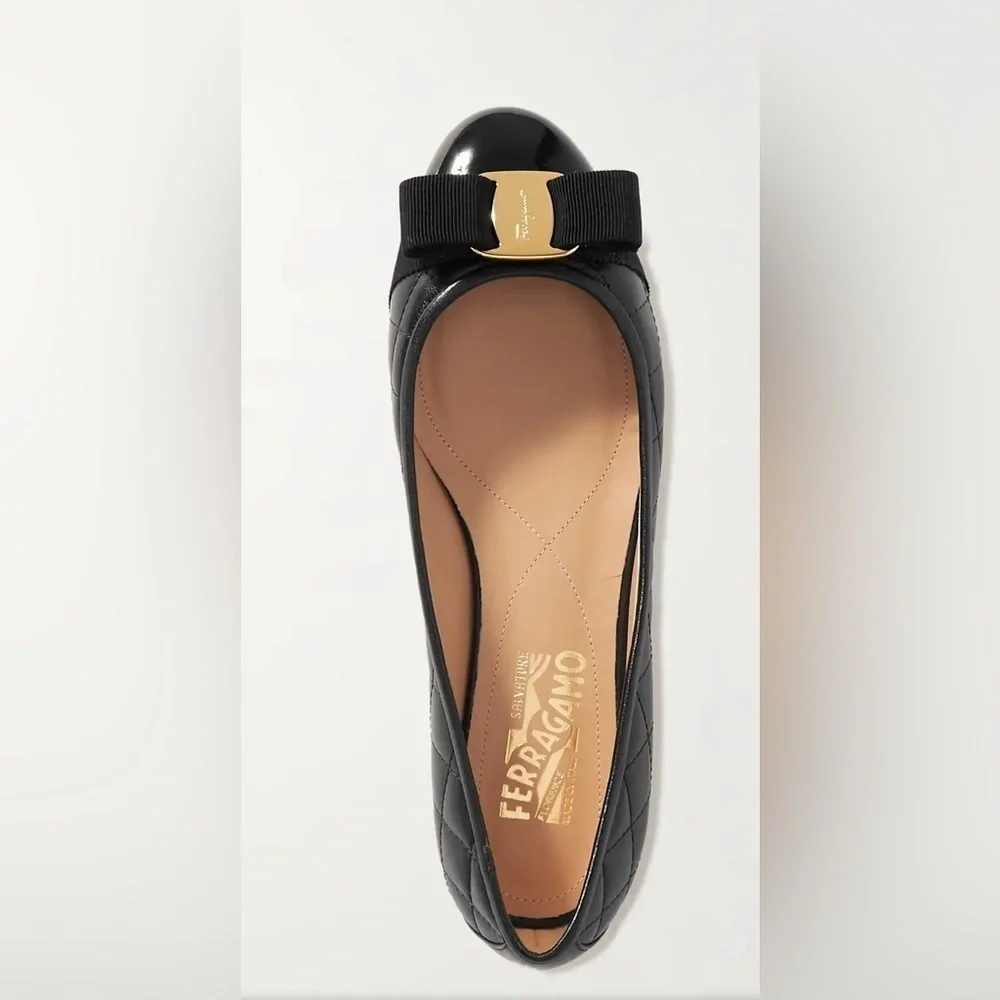 Ferragamo Vara Bow Pumps Black Patent Leather Heels Size 8.5 B - Picture 3 of 14